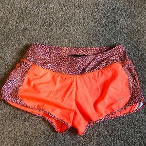 New without tags Nike shorts. Small.